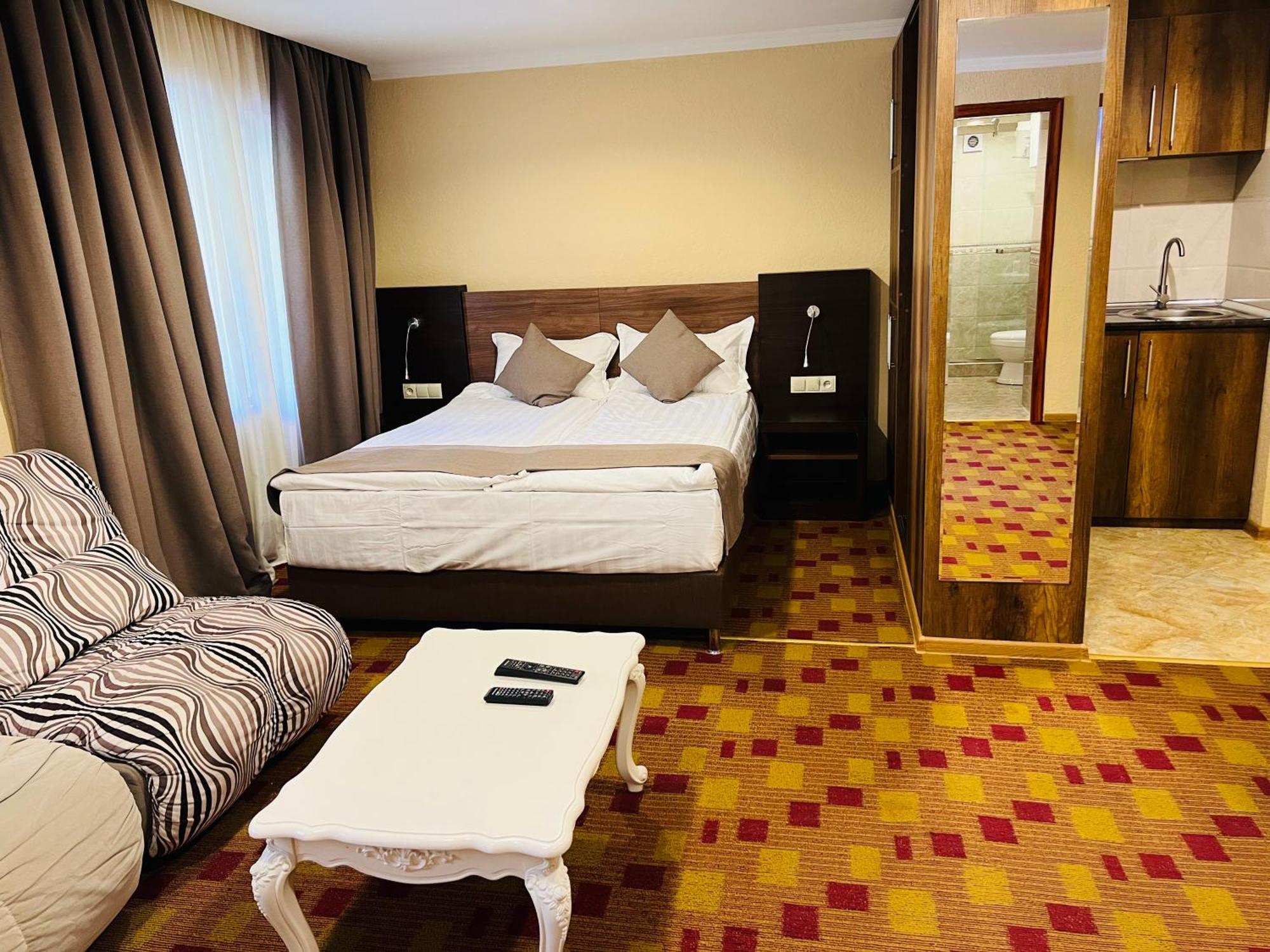 Hotel Iveria Abastumani Exteriör bild