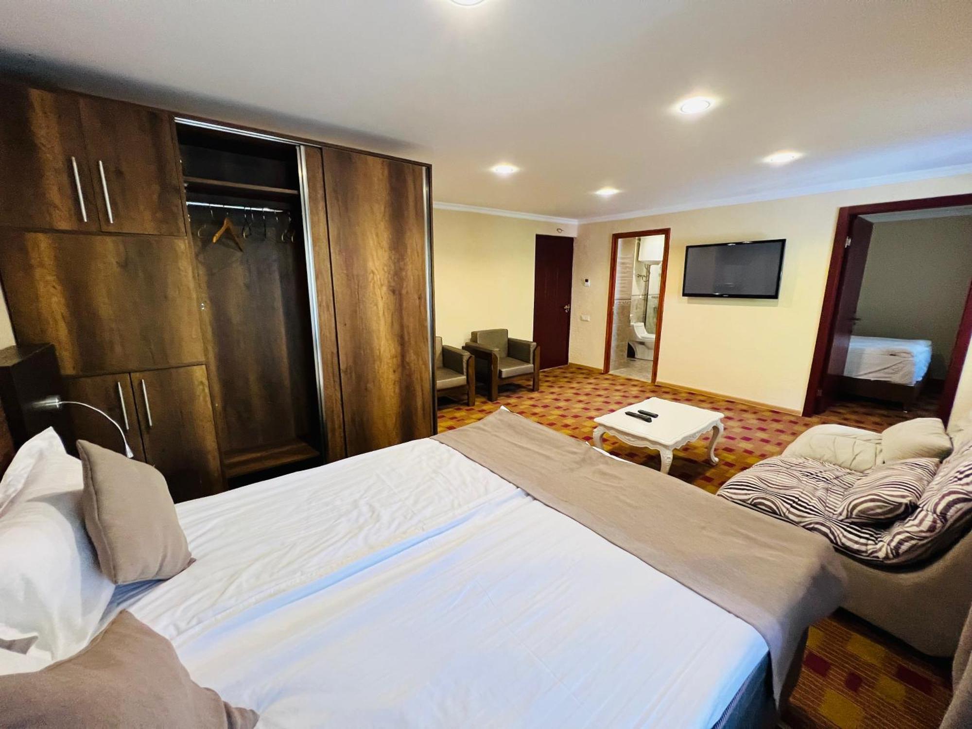 Hotel Iveria Abastumani Exteriör bild
