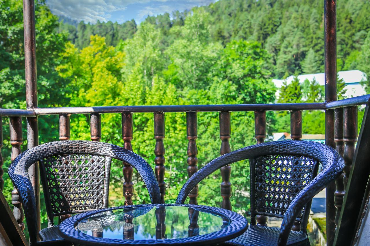 Hotel Iveria Abastumani Exteriör bild